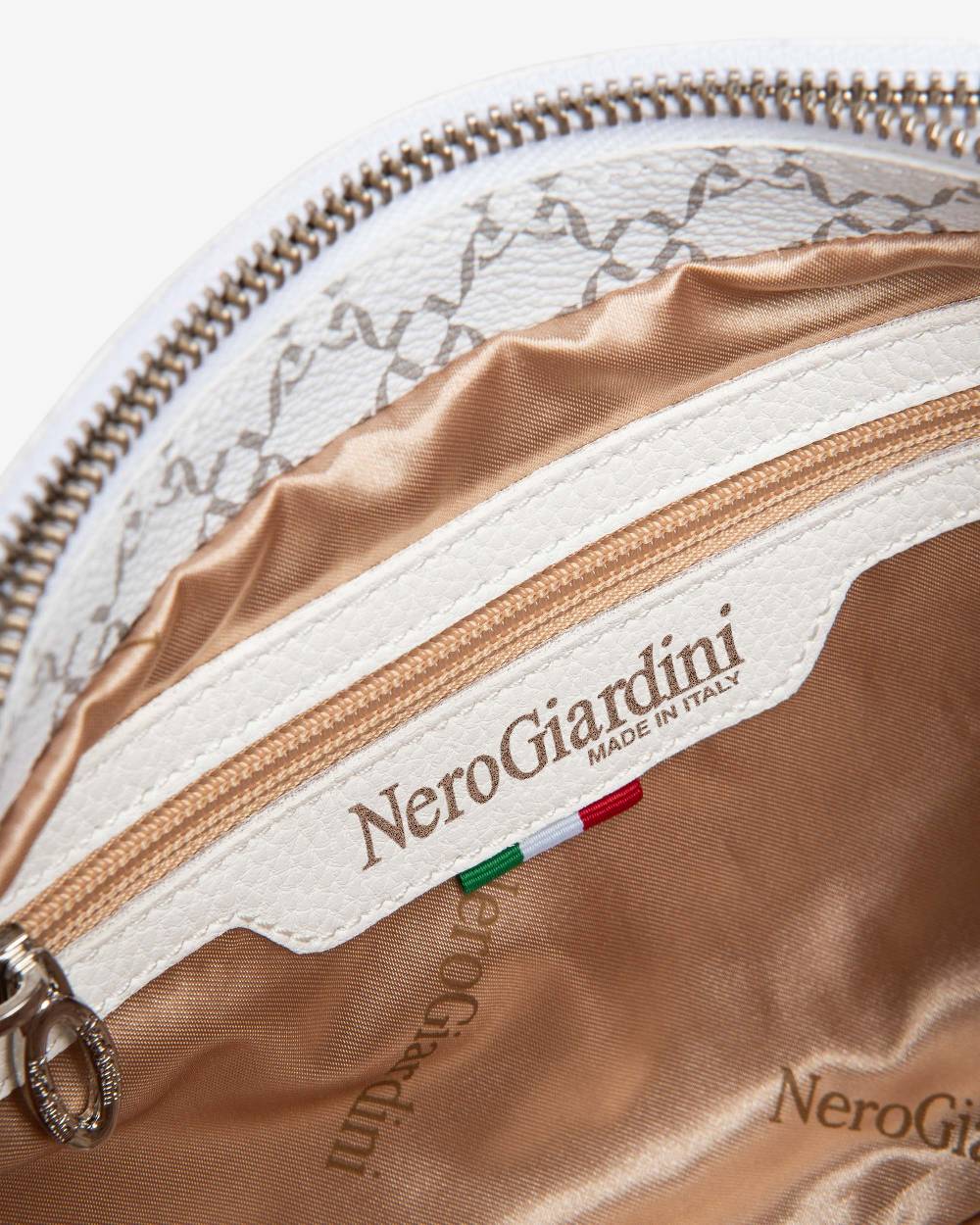 NeroGiardini Art. E443742D ACQUISTA ORA
