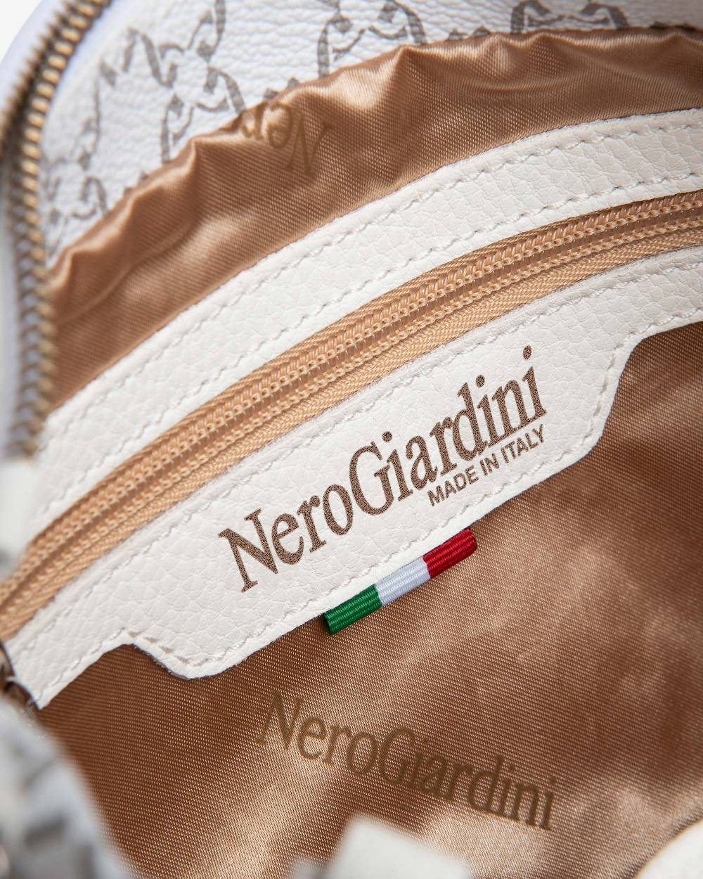 NeroGiardini Art. E443741D Ultimi due giorni