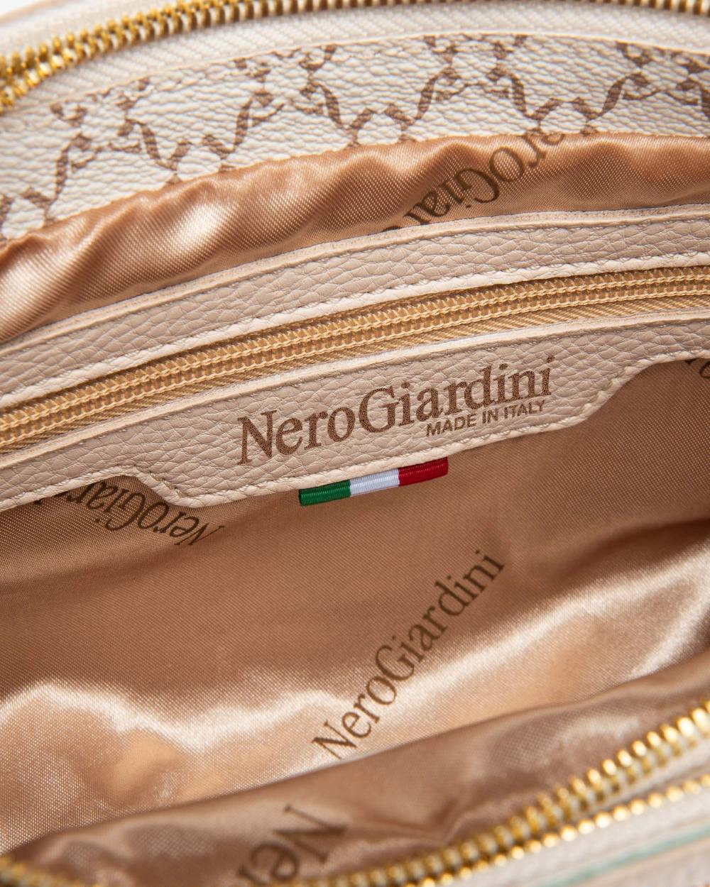 NeroGiardini Art. E443743D Ultimo giorno
