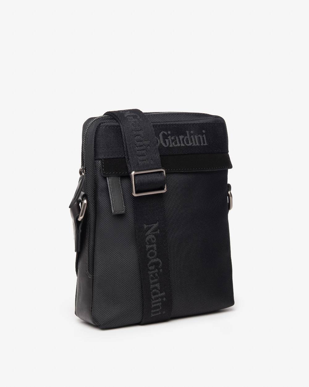 NeroGiardini Art. I343600U Comprane uno, ottenene uno gratis