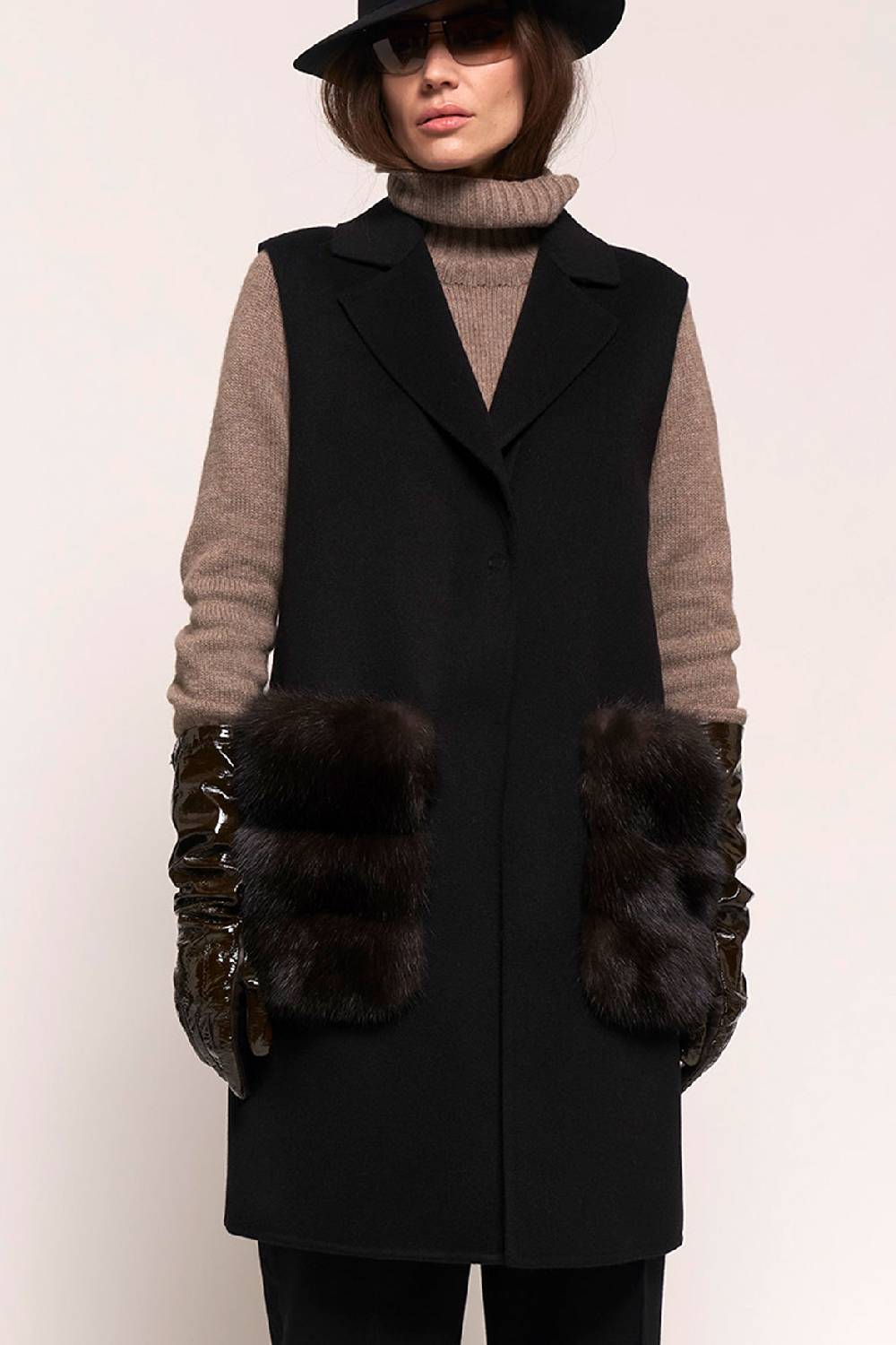 Manzoni 24 Gilet in tessuto cashmere Loro Piana con tasche zibellino Sottocosto