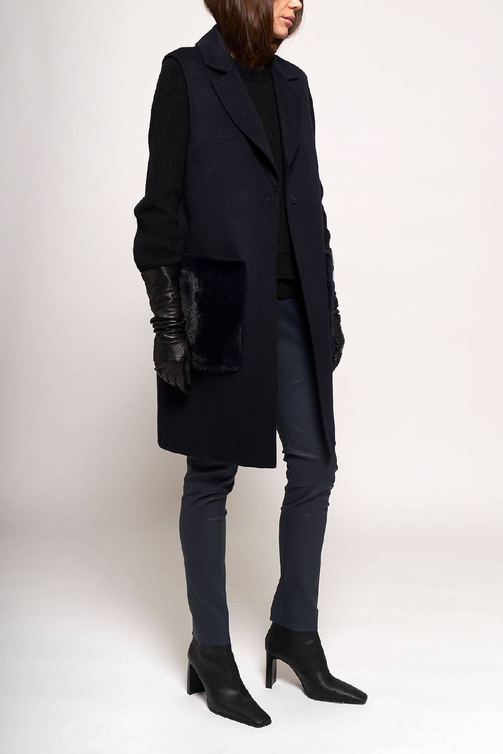 Manzoni 24 Gilet in tessuto cashmere Loro Piana con tasche visone Convenienza
