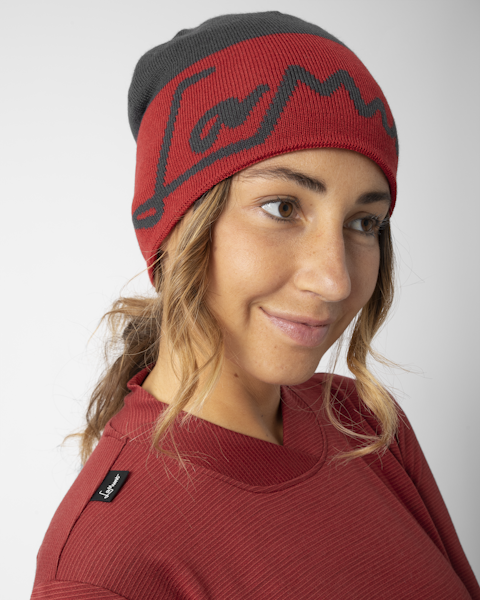 Lamunt MARTHA BERRETTO LOGO KNIT Sconti VIP