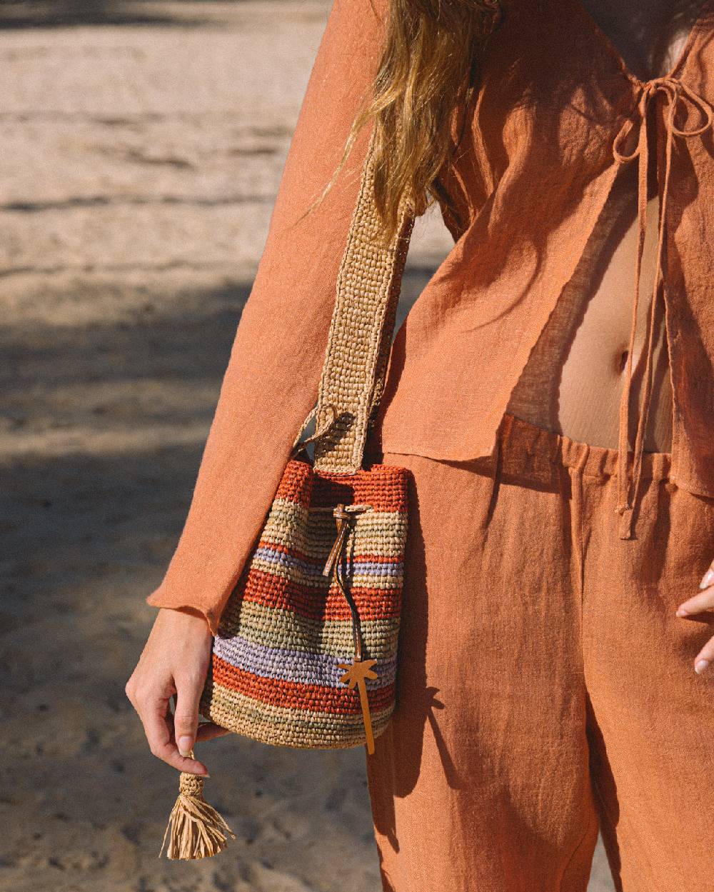 Manebí Raffia Beach Bucket - Rust Tan Mineral Green Summer Purple Stripes Offerta speciale della fabbrica