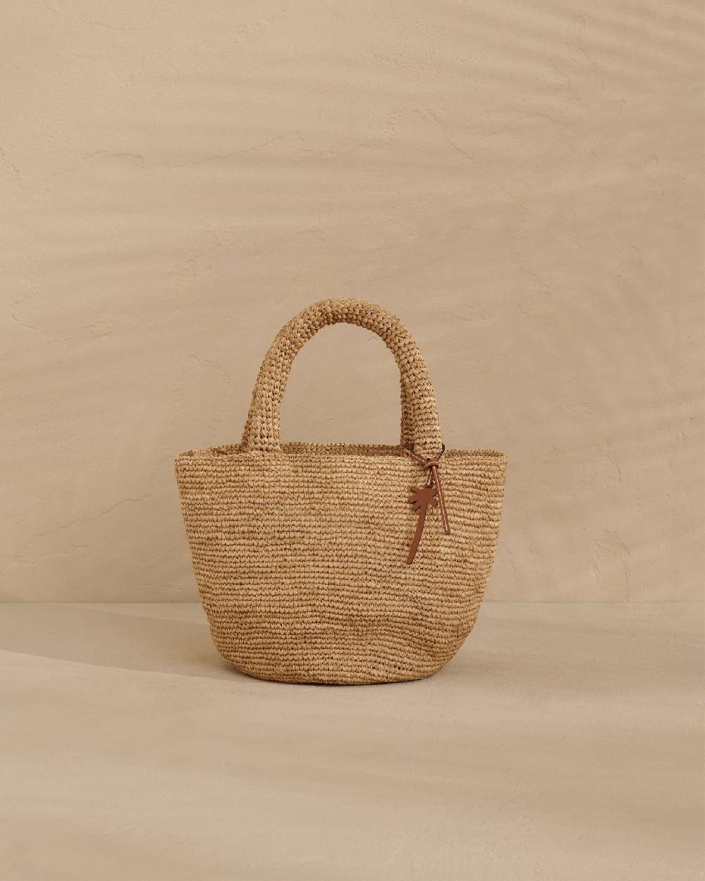 Manebí Raffia Summer Bag Medium - Palm Leather Tag Tan Black Friday Prezzi