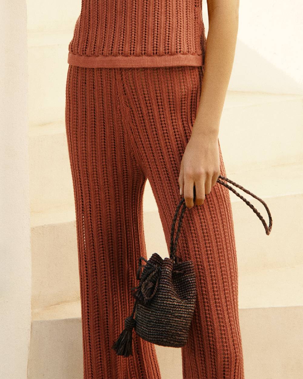 Manebí Raffia Beach Bucket Mini - Chocholate Italia