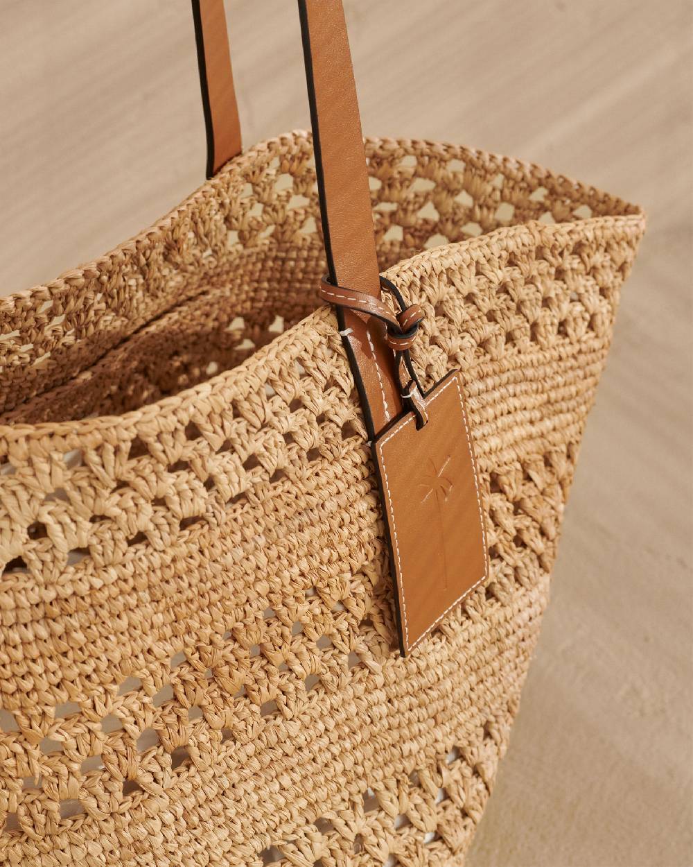 Manebí Weaving Raffia \u0026 Leather Basket Bag - Leather Tag In Linea