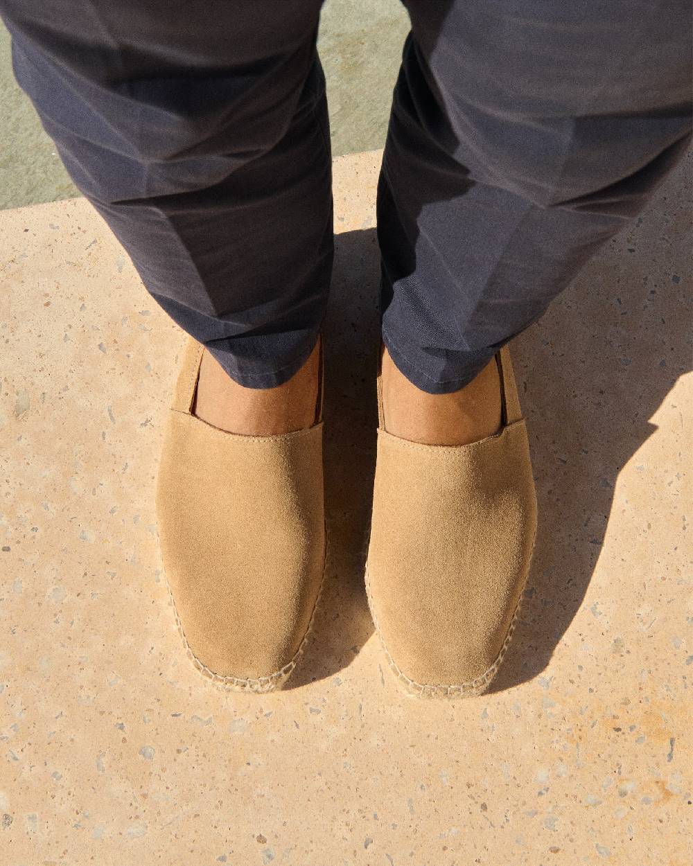 Manebí Suede Square Toe Espadrilles - Hamptons Washed Beige Comprane uno, ottenene uno gratis