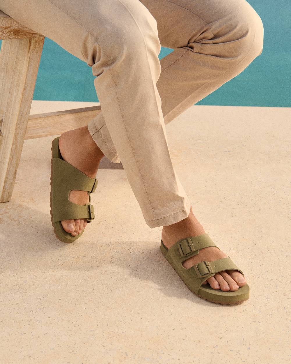 Manebí Eva Swim Sandals - Honolulu Kaki Green Offerta settimanale