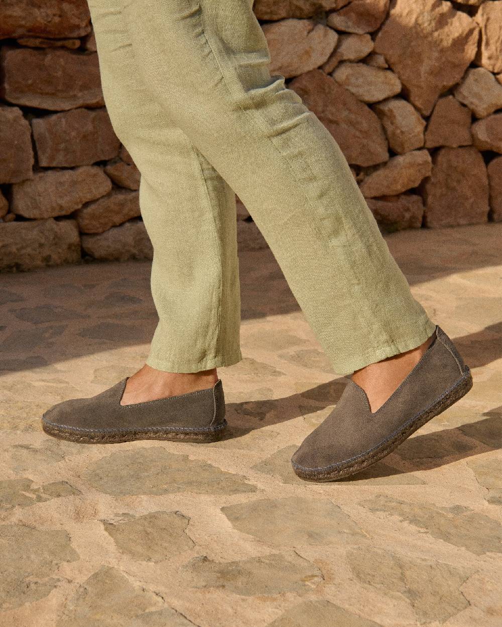 Manebí Espadrillas flat in pelle scamosciata - Hamptons - Carbon Grey ton sur ton Ultimi due giorni