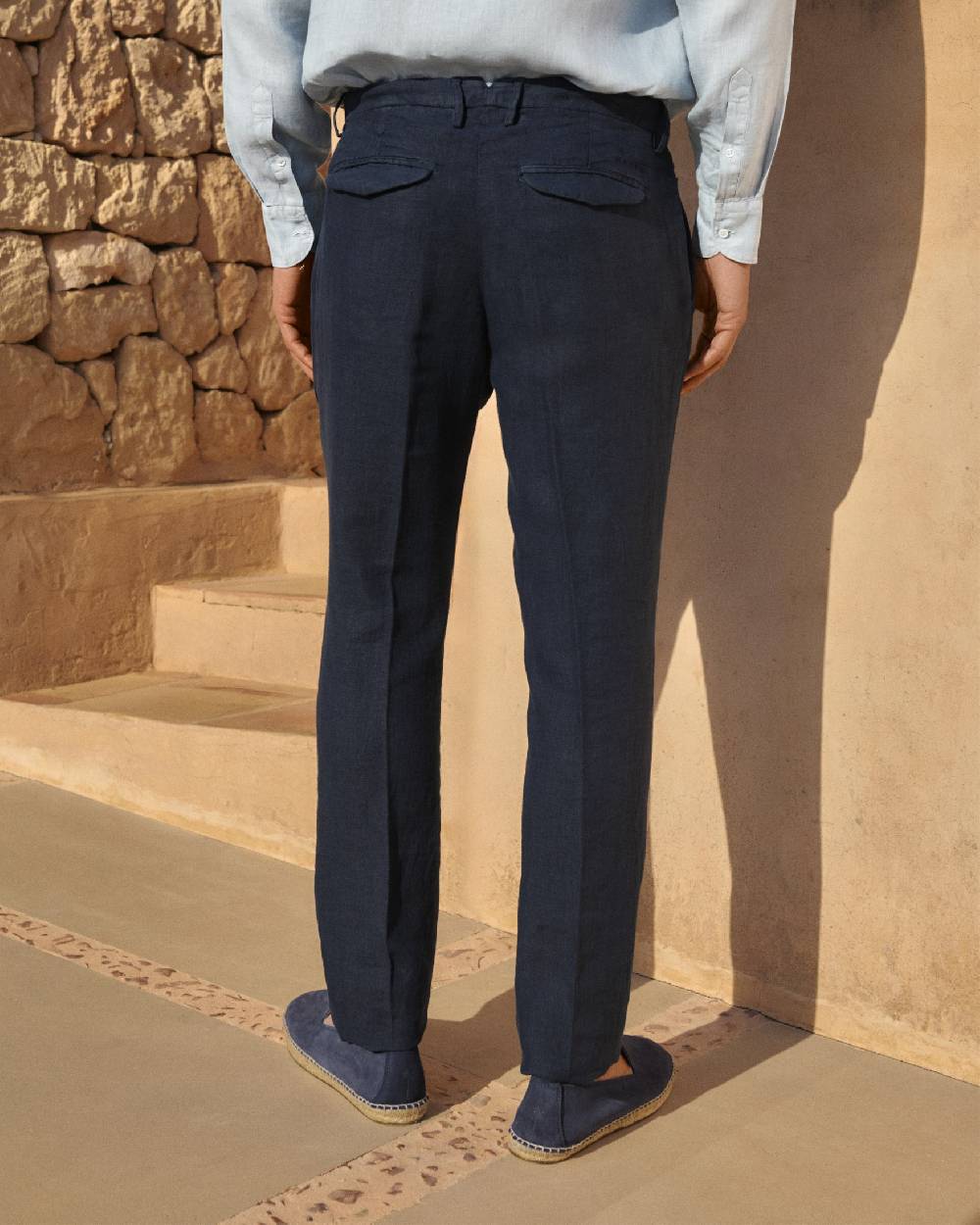 Manebí Irish Linen Savana Trousers - Night Blue Enormi sconti