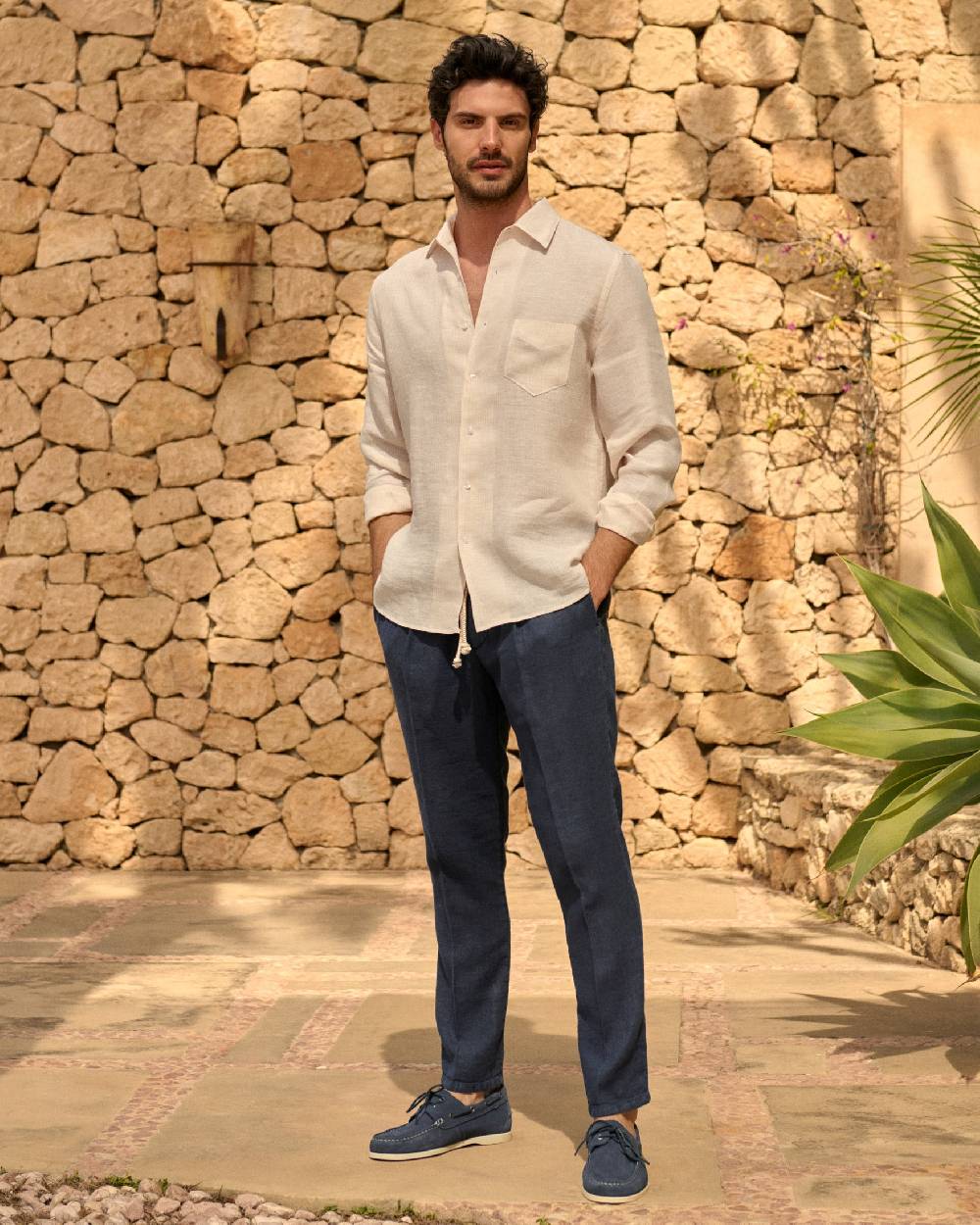 Manebí Woven Linen Santa Barbara Trousers - Night Blue Esporta salva
