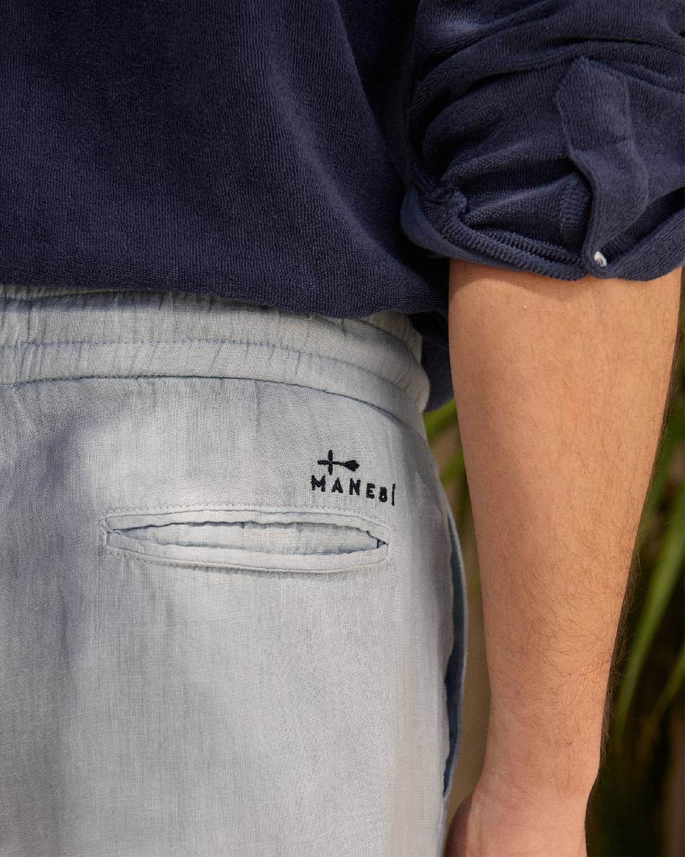 Manebí Washed Linen Venice Trousers - Grey Blue In vendita