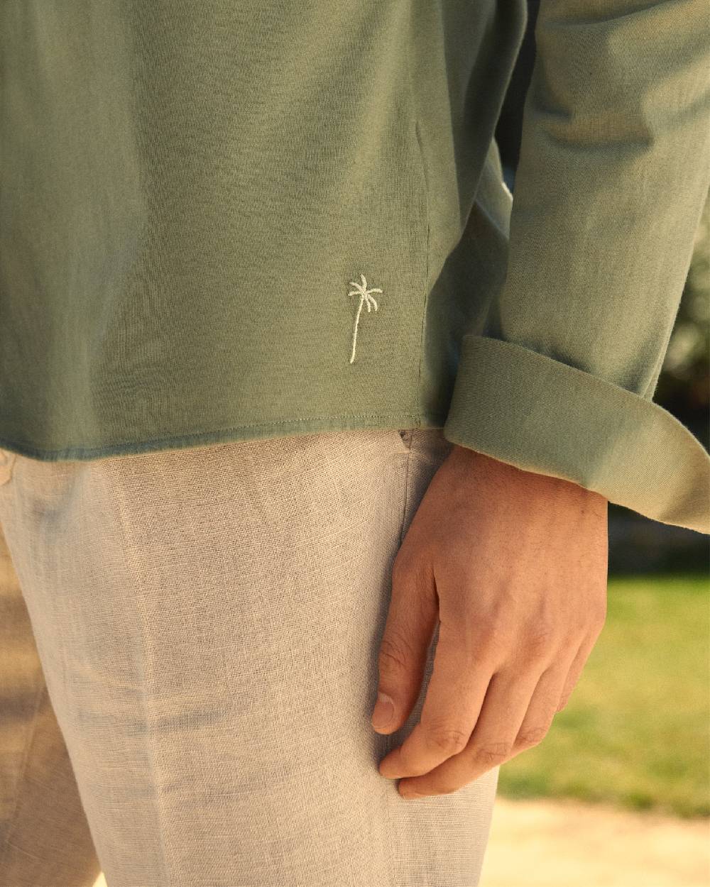 Manebí Organic Cotton Pedro Shirt - Long Sleeve Kaki Green Acquista Ora