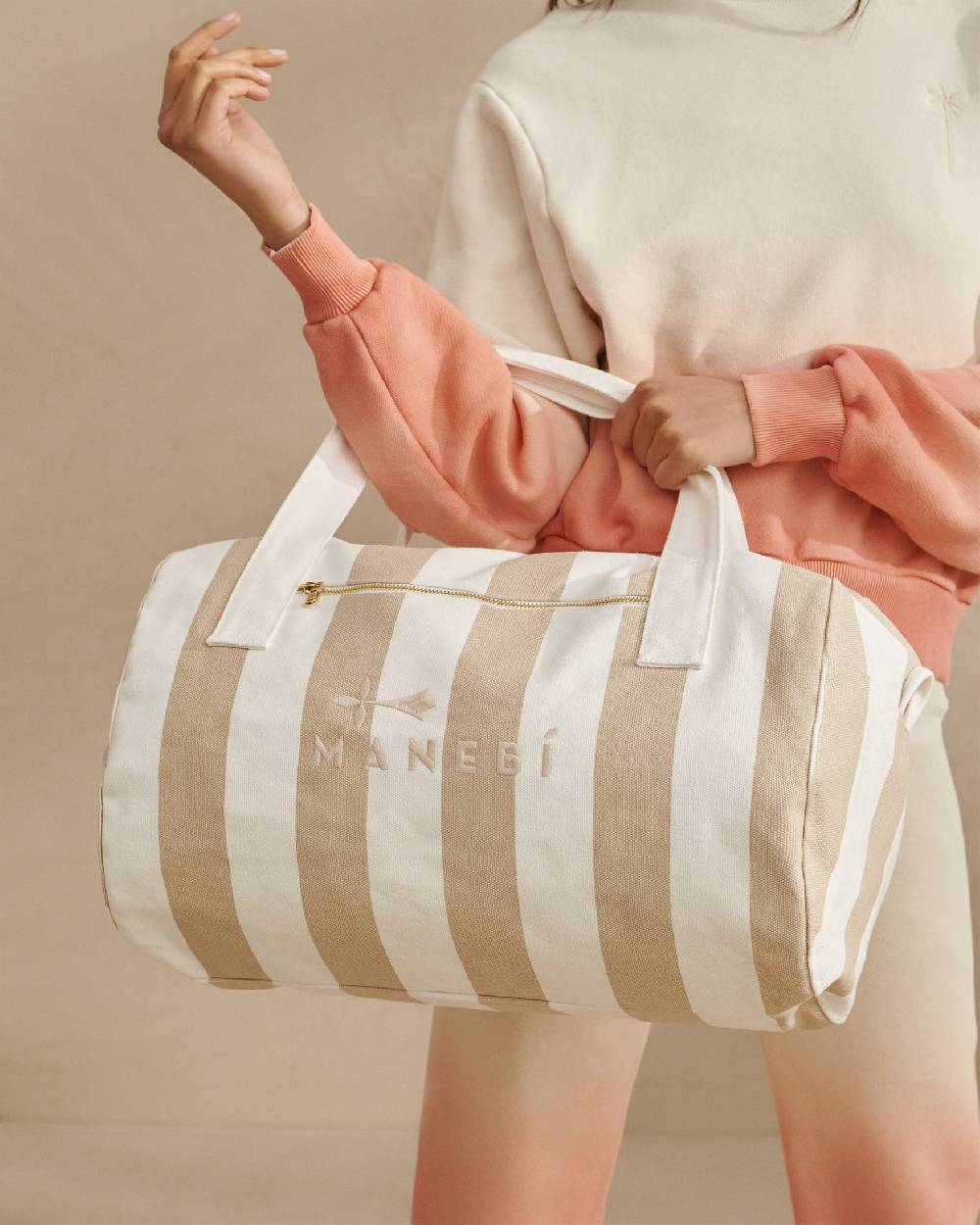 Manebí Canvas Weekend Bag - Embroidered Logo White and Beige Stripes Offerta