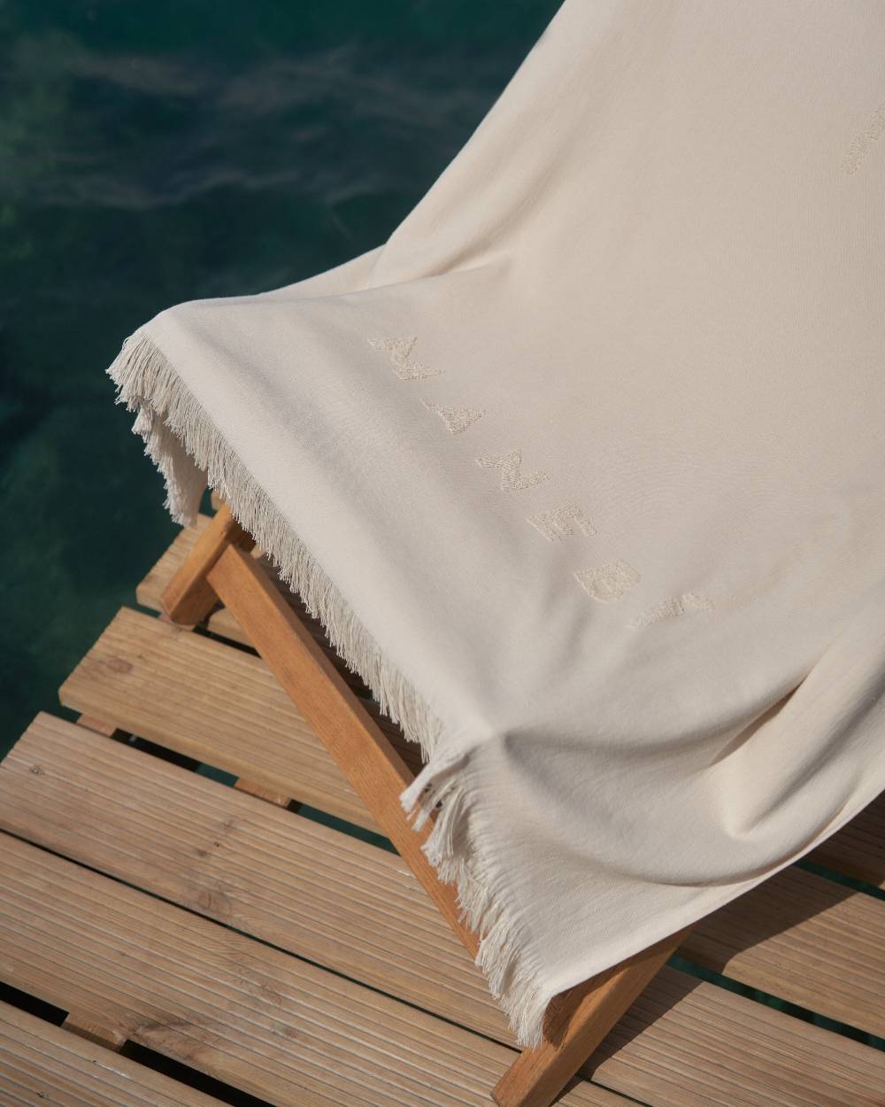 Manebí Jaquard Beach Towel - Embroidered Palm With Palm \u0026 Logo Sand Outlet