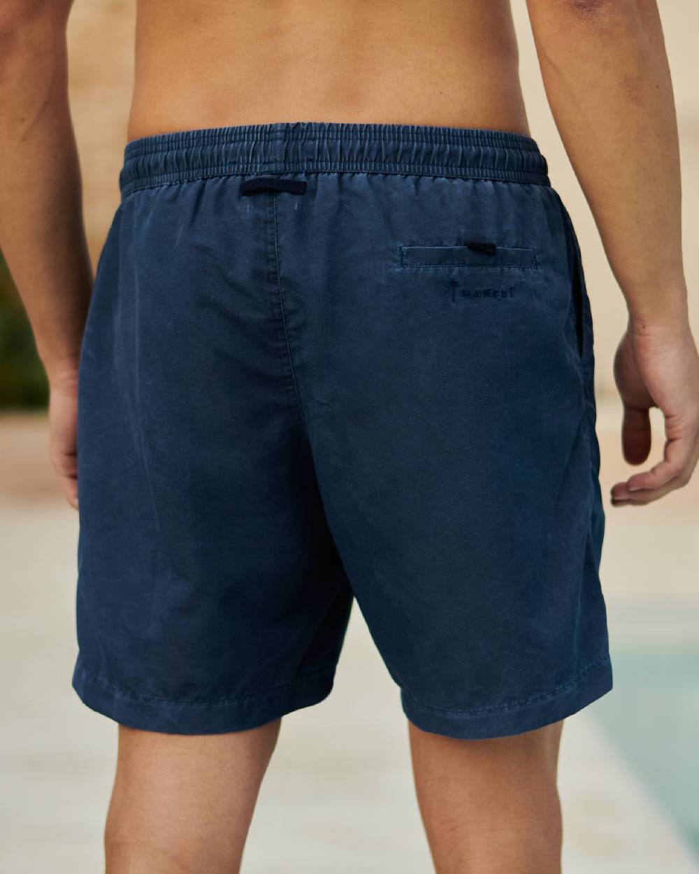 Manebí Solid Color Swim Shorts - Stone Washed Faded Navy Blue Offerta Giorno del Papà