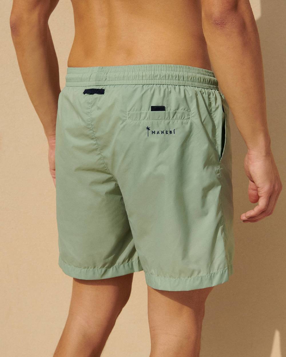 Manebí Solid Color Swim Shorts - Recycled Ultra Light Sage Offerta Anniversario