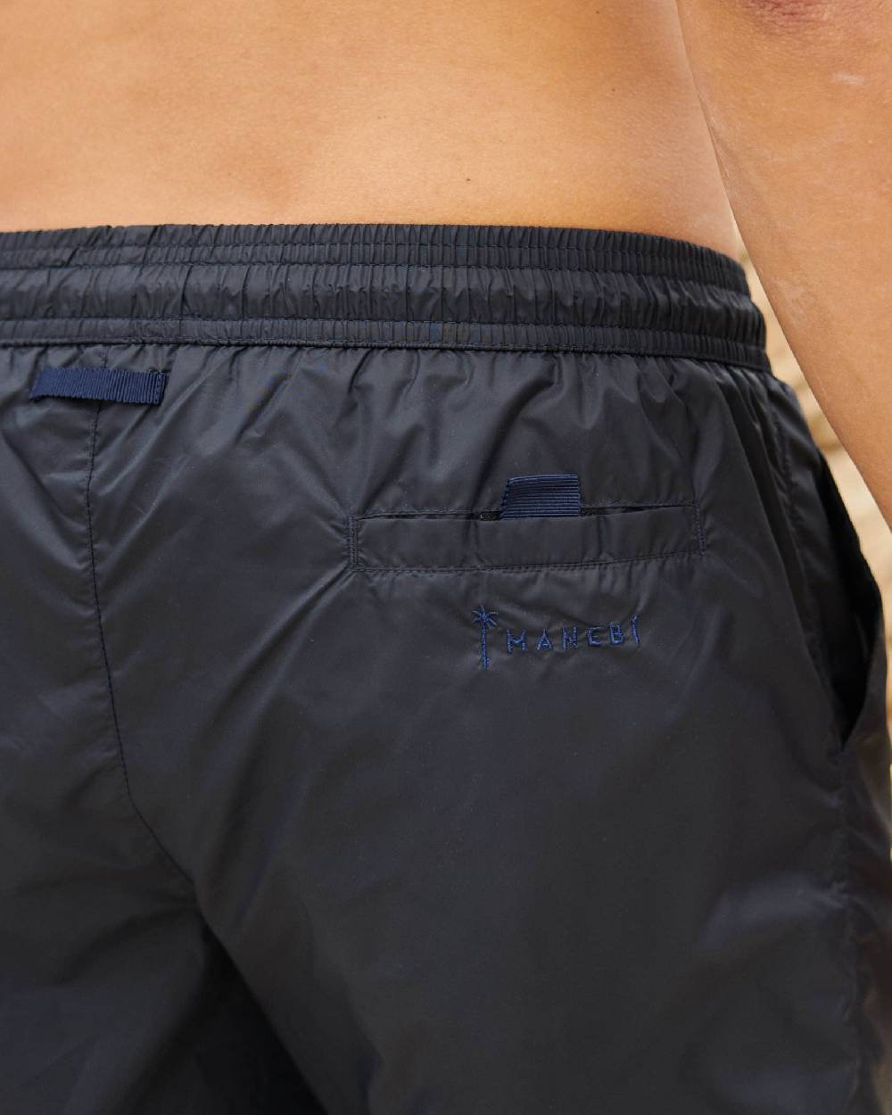 Manebí Solid Color Swim Shorts - Recycled Ultra Light Night Blue Smaltimento dello stoccaggio