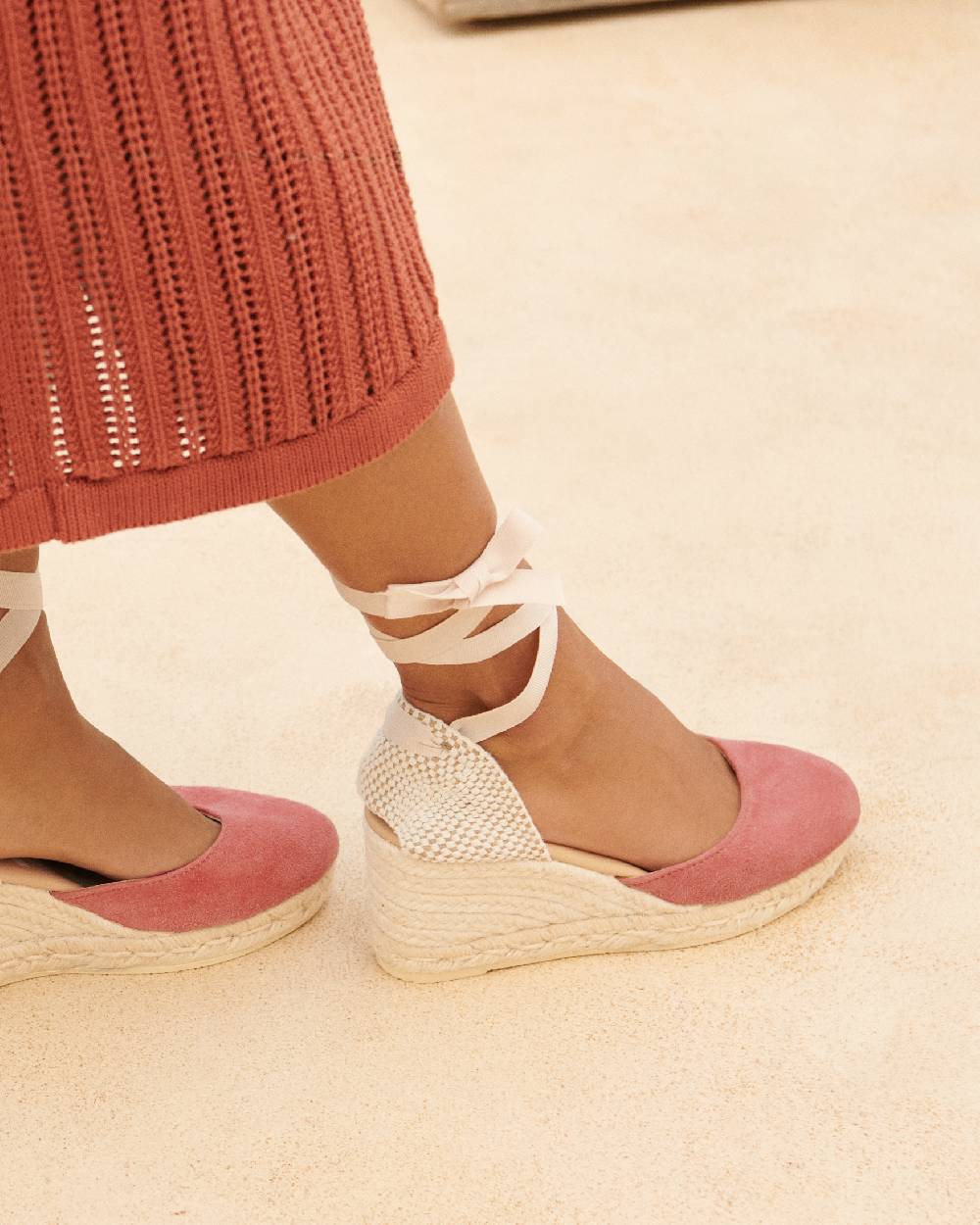 Manebí Soft Suede Low Wedge Espadrilles - Terracotta Offerte giornaliere