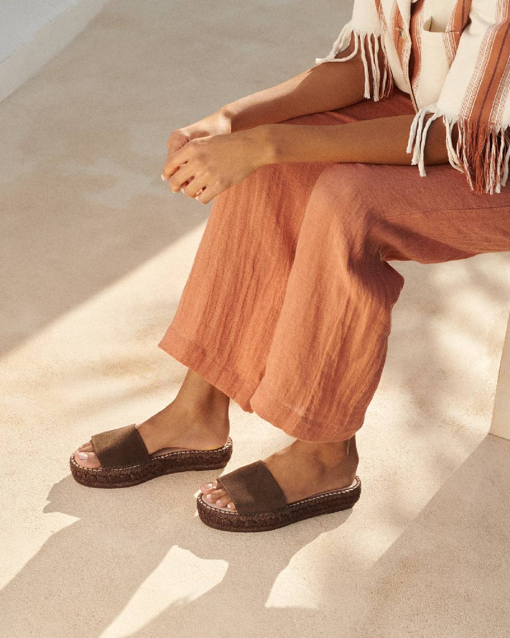 Manebí Suede Double Sole Slides - Hamptons Cocoa On Tone Prezzo basso