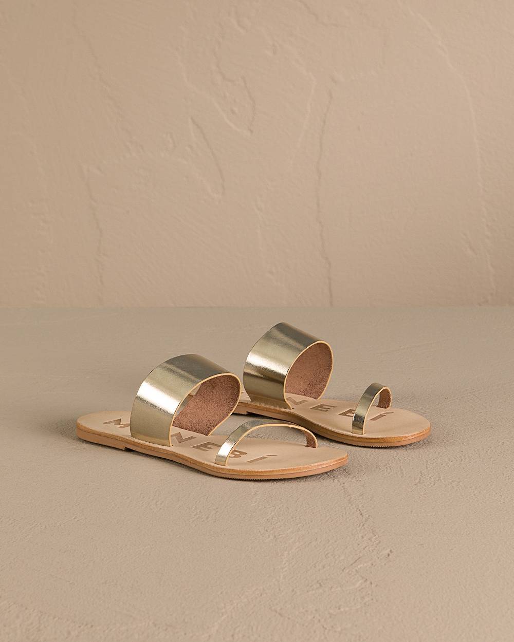 Manebí Leather Two Bands Sandals - Platinum Discount Store per i nuovi prodotti