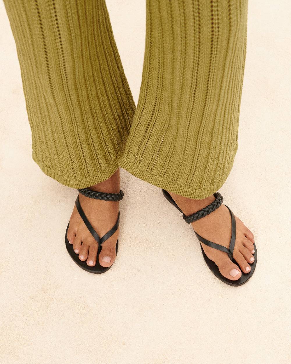 Manebí Leather Braid Thong Sandals - Black Qualità Garantita