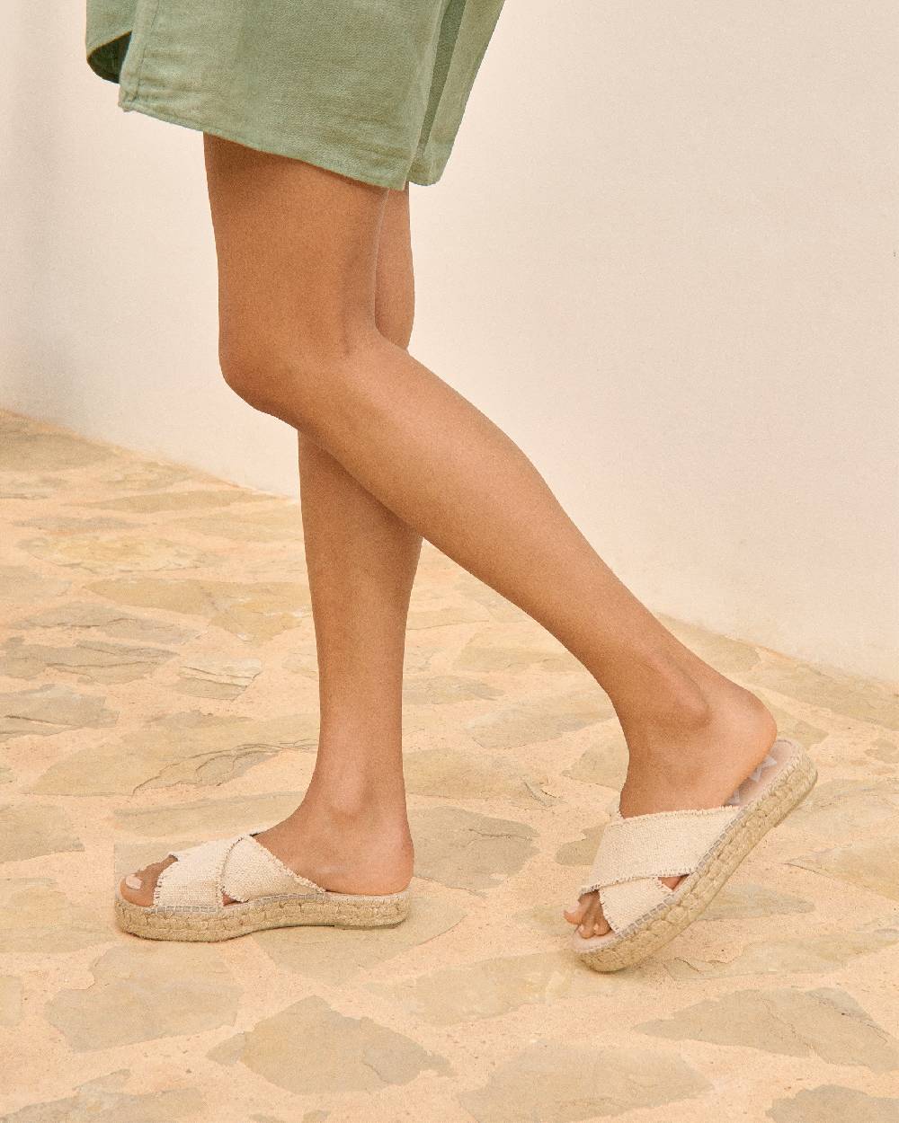 Manebí Coarse Woven Canvas Crossed Bands|Double Sole Sandals - Natural Sottocosto