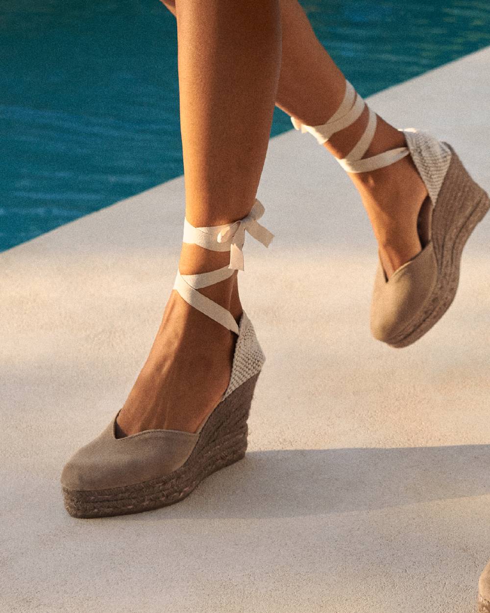 Manebí Soft Suede Heart-Shaped|Wedge Espadrilles - Hamptons Vintage Taupe On Tone Vendita Calda