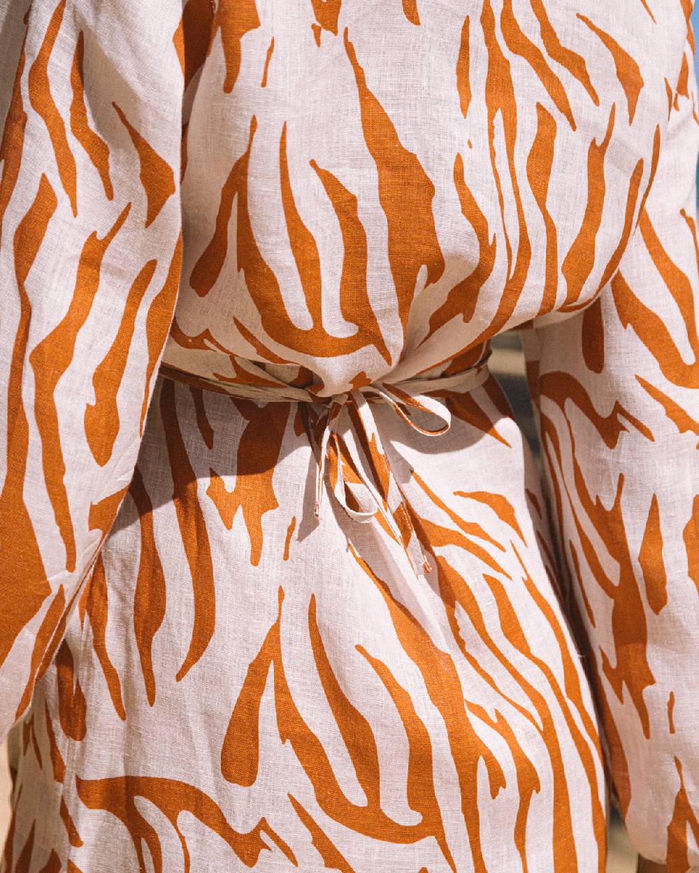 Manebí Printed Linen Caracas Dress - Eggnog \u0026 Orange Rust Zebra Vendite stagionali