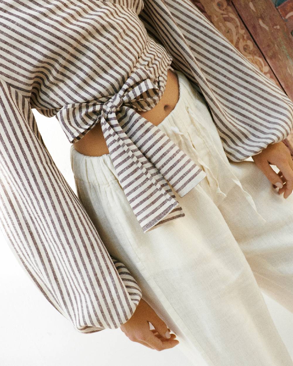 Manebí Viscose Blend Icara Top - Off White \u0026 Cocoa Stripes Offerta natalizia