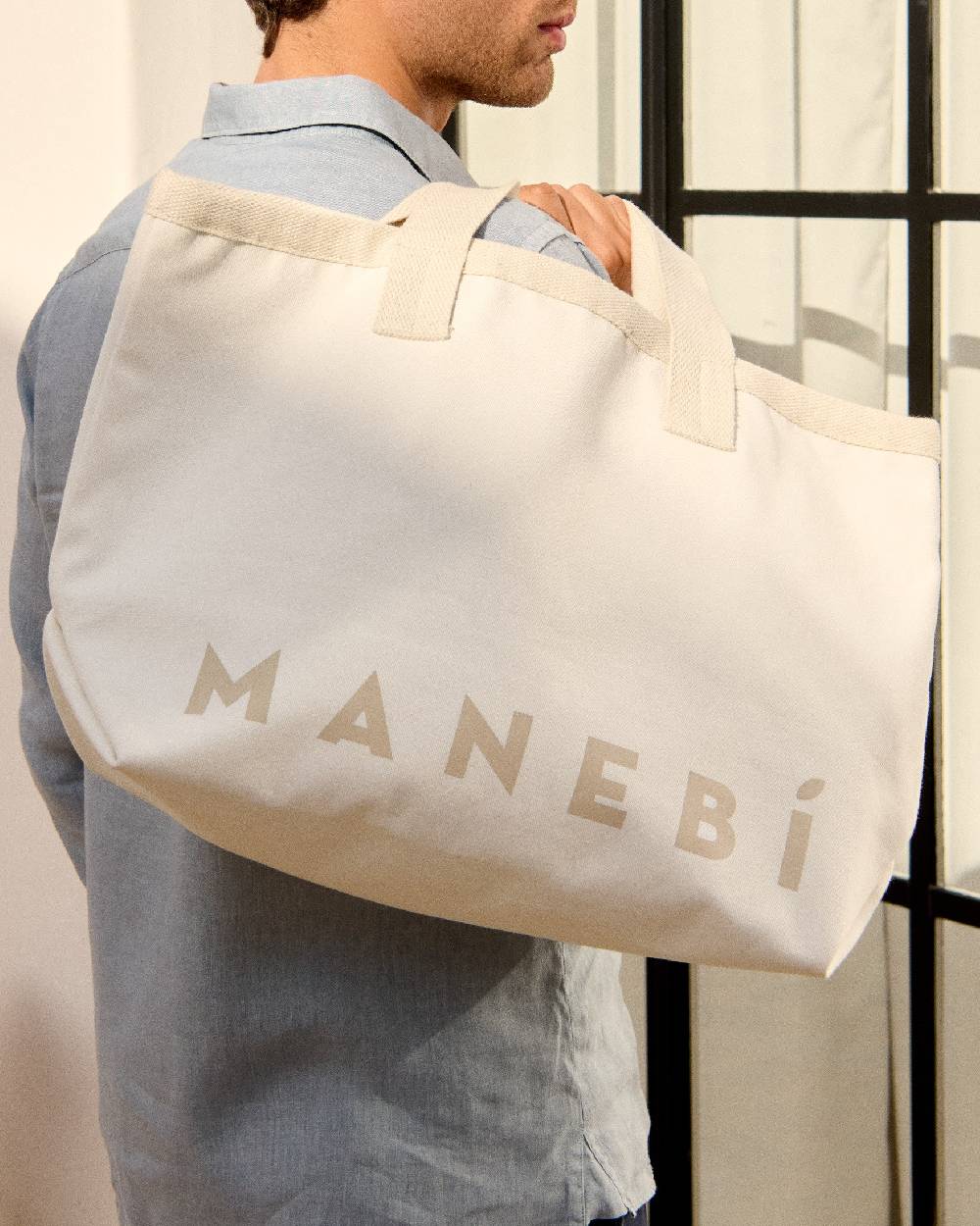 Manebí Canvas California Tote Bag - White With Beige Logo Offerte esclusive
