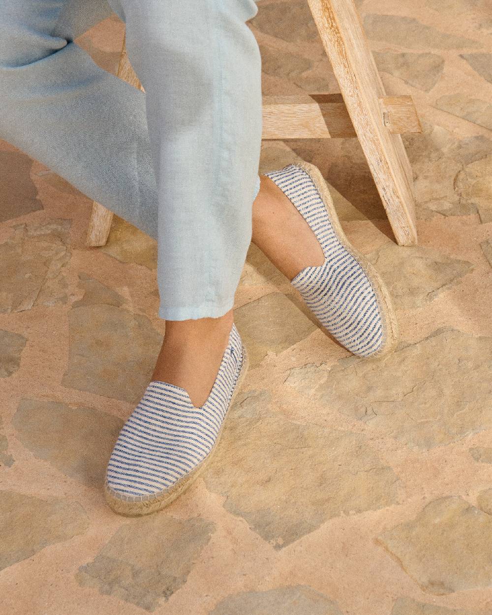 Manebí Recycled Cotton Canvas Espadrilles - Navy Blue Micro Stripes On Beige Grandi sconti