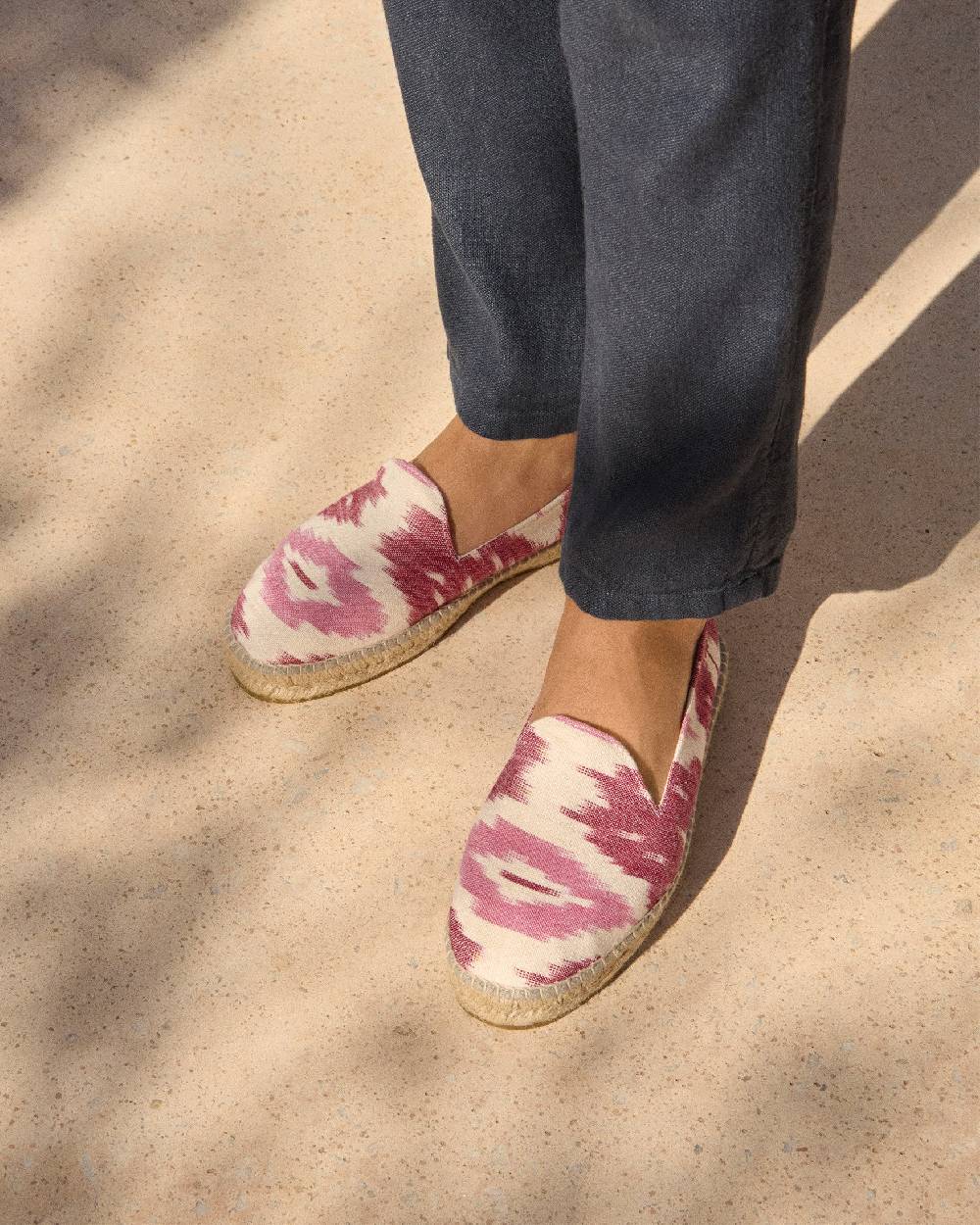 Manebí Dyed Cotton Espadrilles - Pink And White Ikat Offerte giornaliere