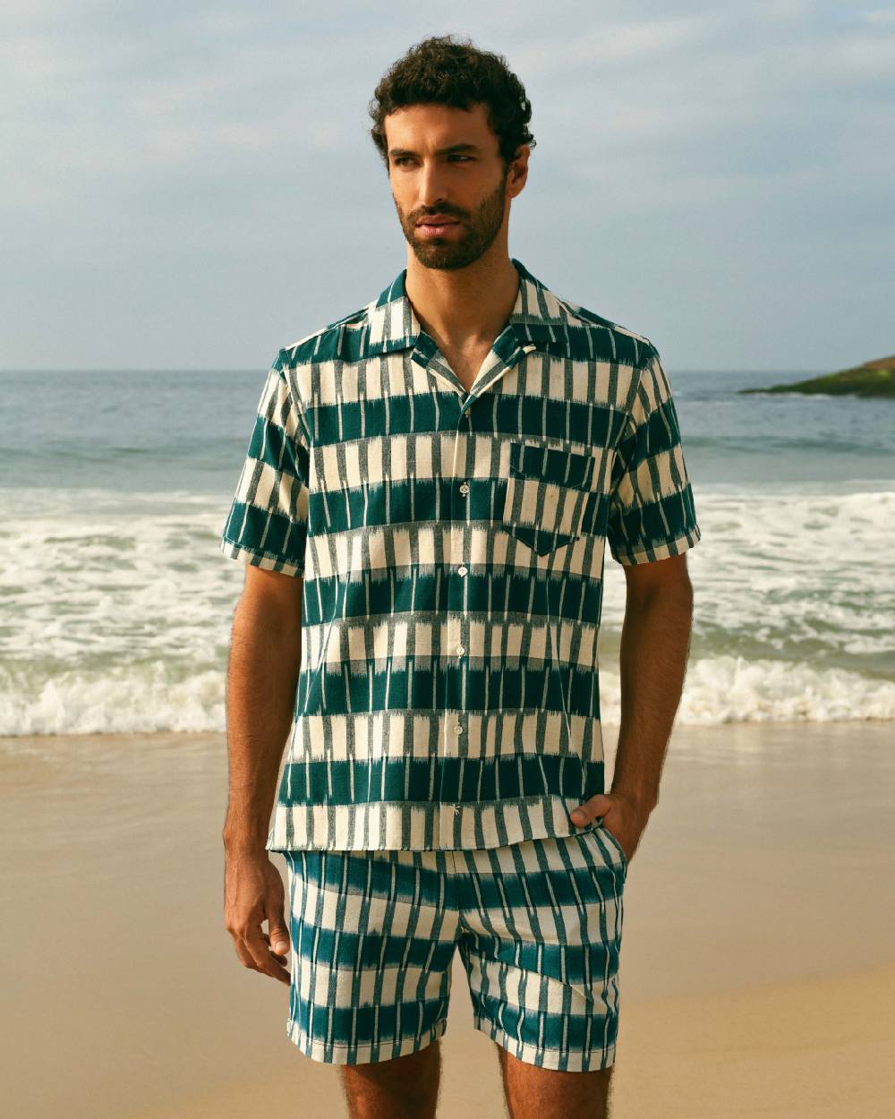Manebí Dyed Cotton Malibu Shorts - Navy Blue \u0026 Indigo Pattern Fino al 60% di sconto