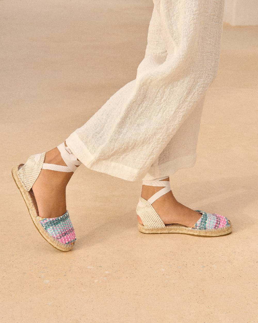 Manebí Raffia Flat Valenciana Espadrilles - Acapulco Fucsia Blue Mix Negozi Online