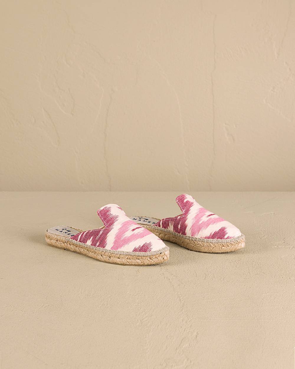 Manebí Dyed Cotton Mules - Tulum Pink And White Ikat Saldi