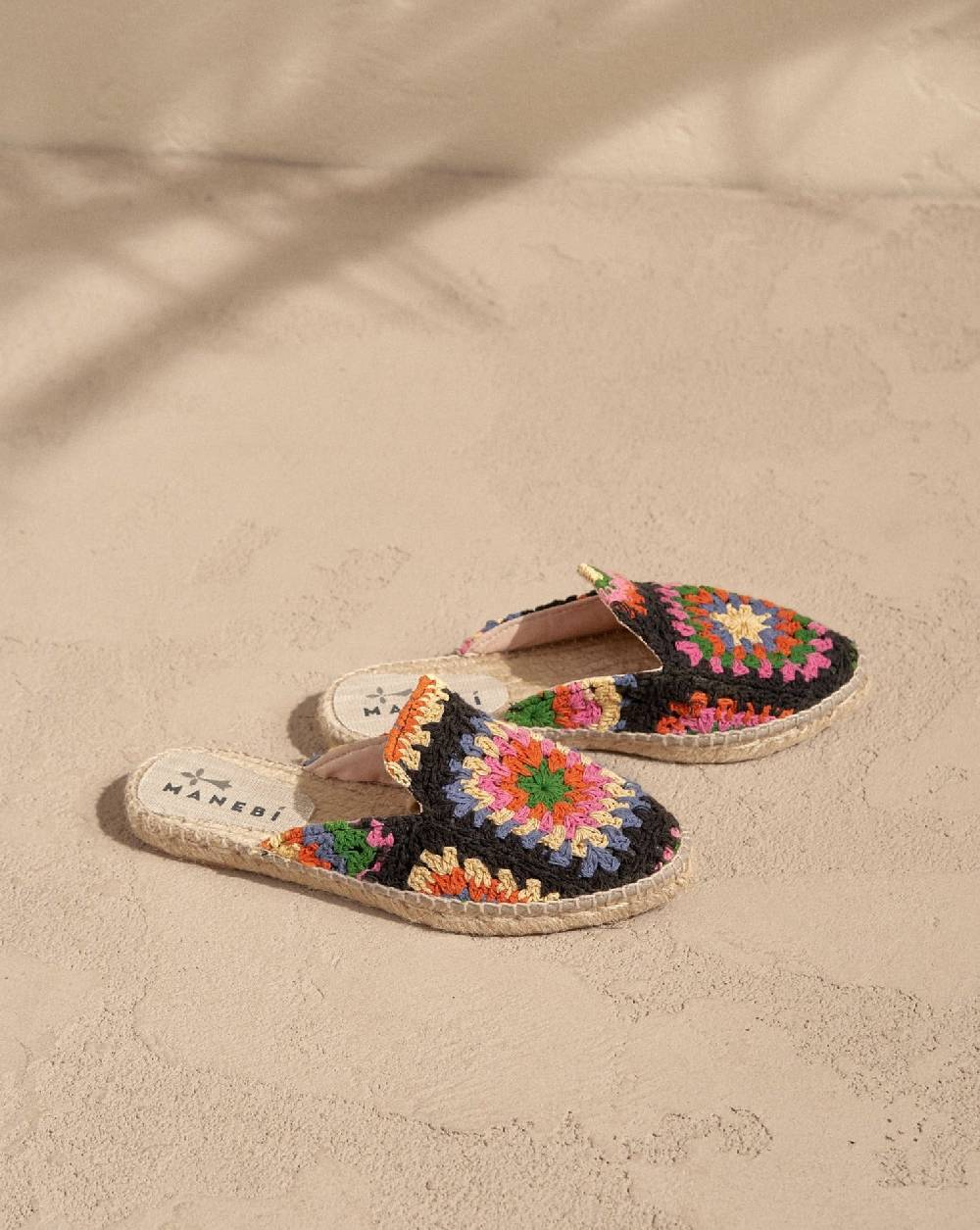 Manebí Cotton Crochet Mules - Yucatán Orange And Pink On Black Offerte