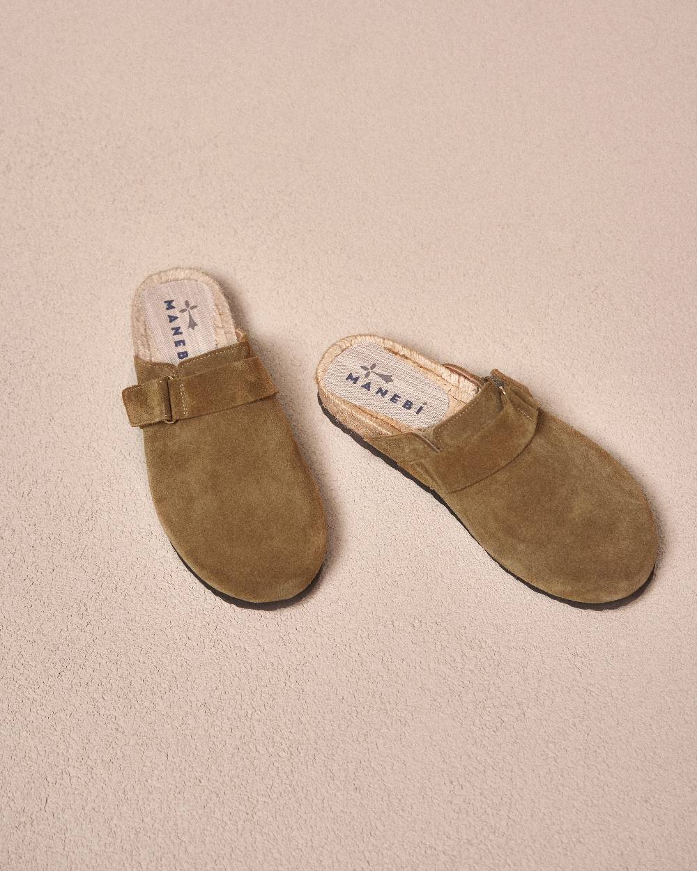 Manebí Suede Clog Mules - Hamptons Kaki Green In Saldo
