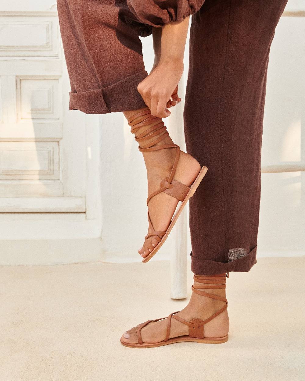 Manebí St. Tropez Leather Sandals - Tie-Up Tan Prezzo basso