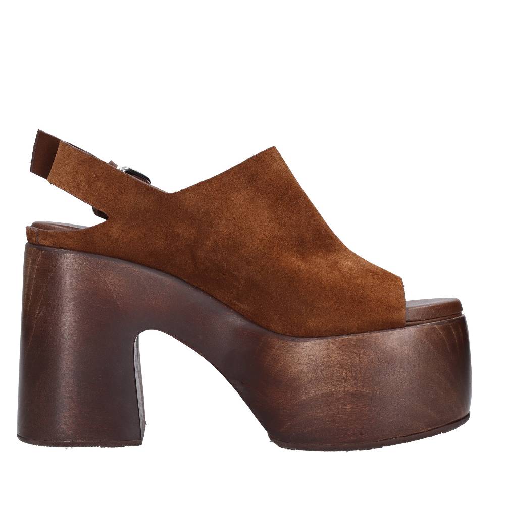 CASADEI Sandali in camoscio Nuovo