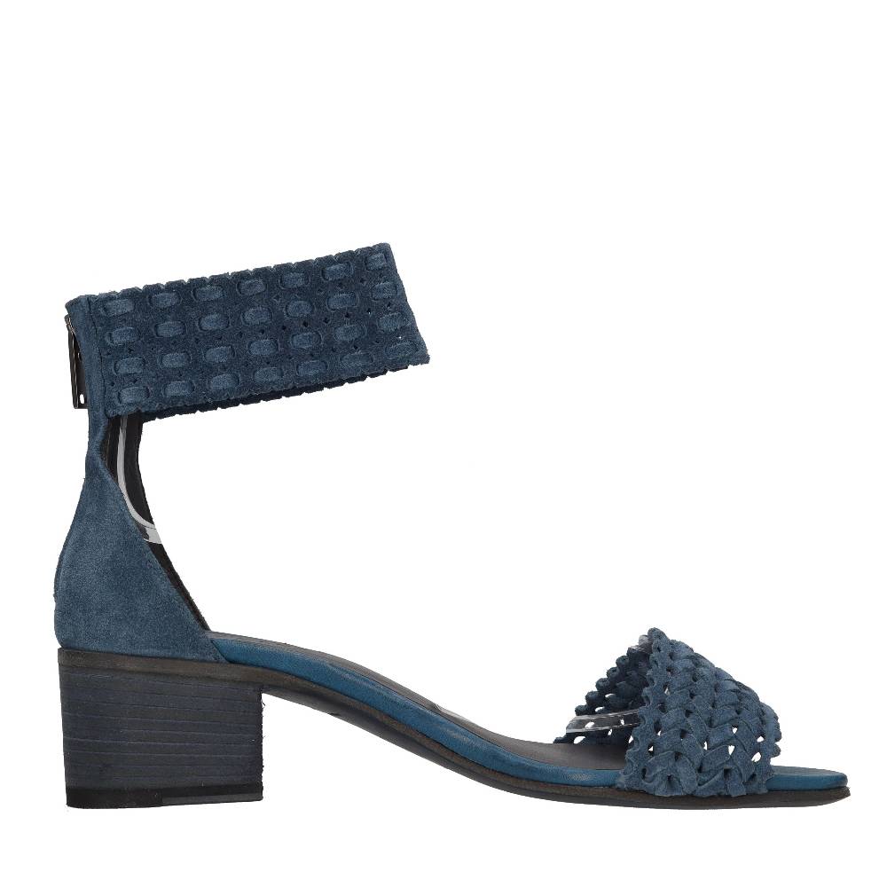 PANTANETTI Sandali in camoscio Offerta