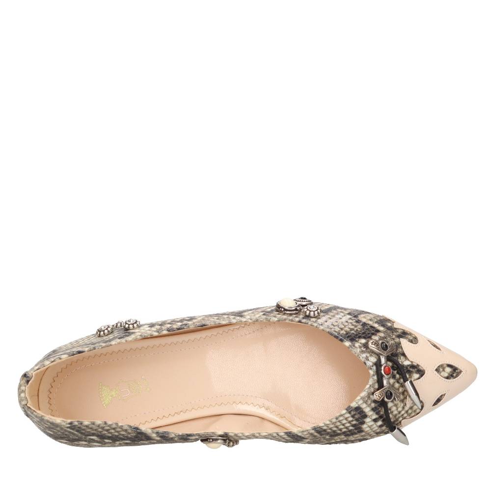 UNCONVENTIONAL ROYAL Ballerine in pelle Latest fashion