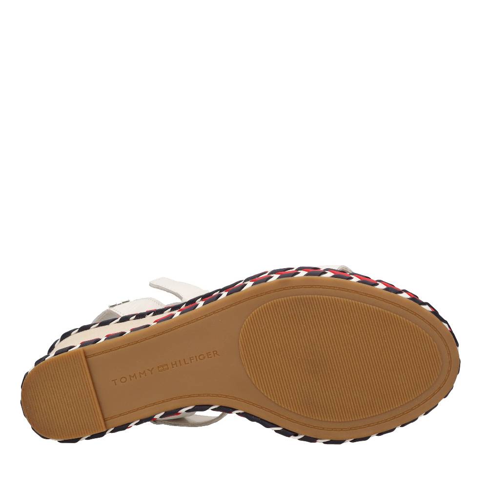 TOMMY HILFIGER Sandali con zeppa in pelle Fino al 55% di sconto