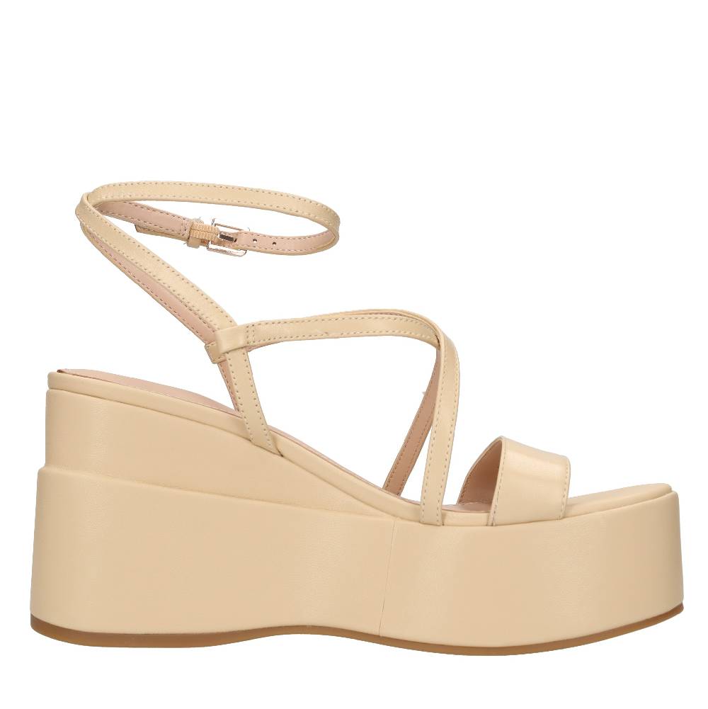 GUESS Sandali con zeppa in pelle Hotsell