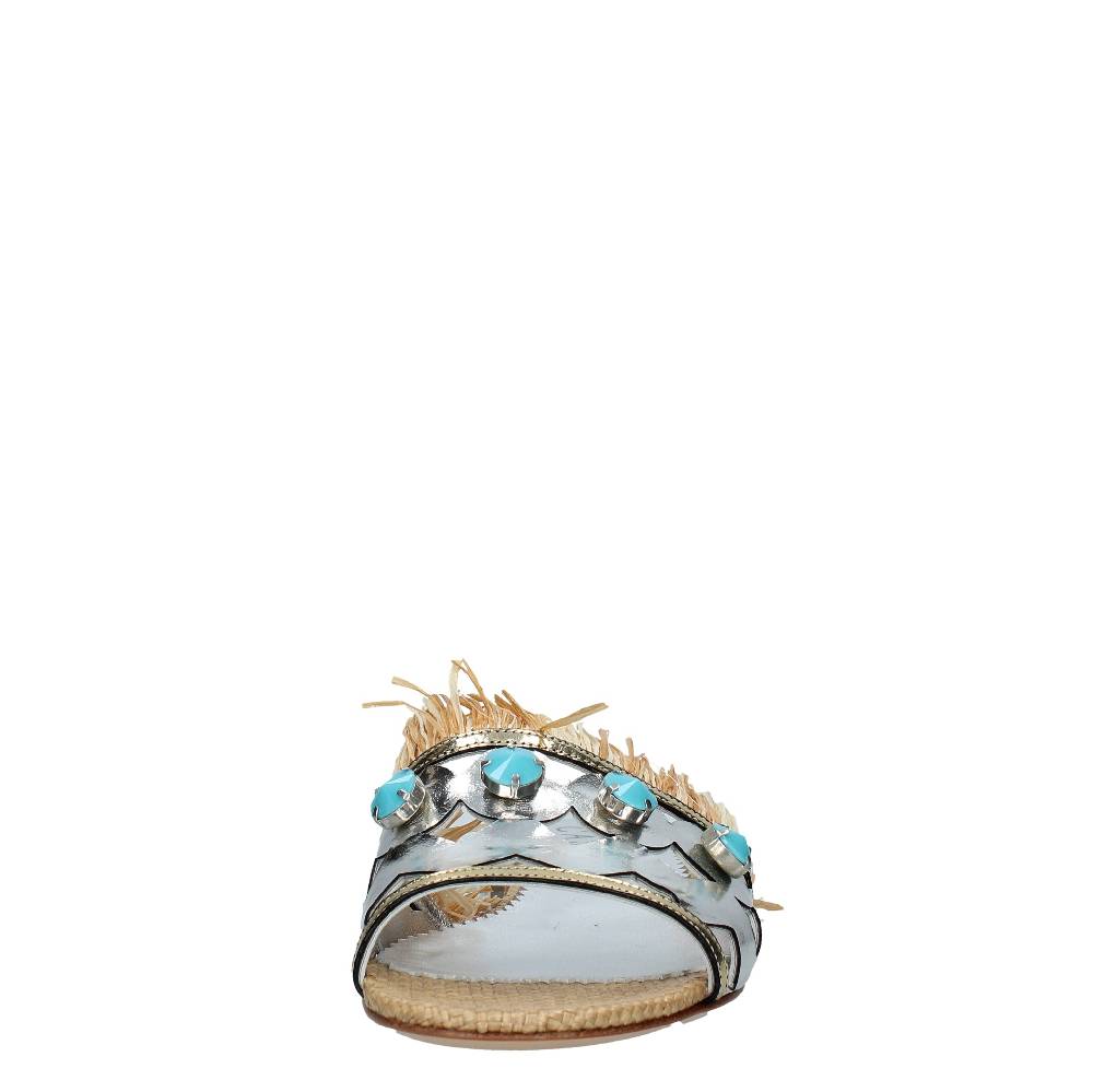 CASADEI ACQUISTA ORA