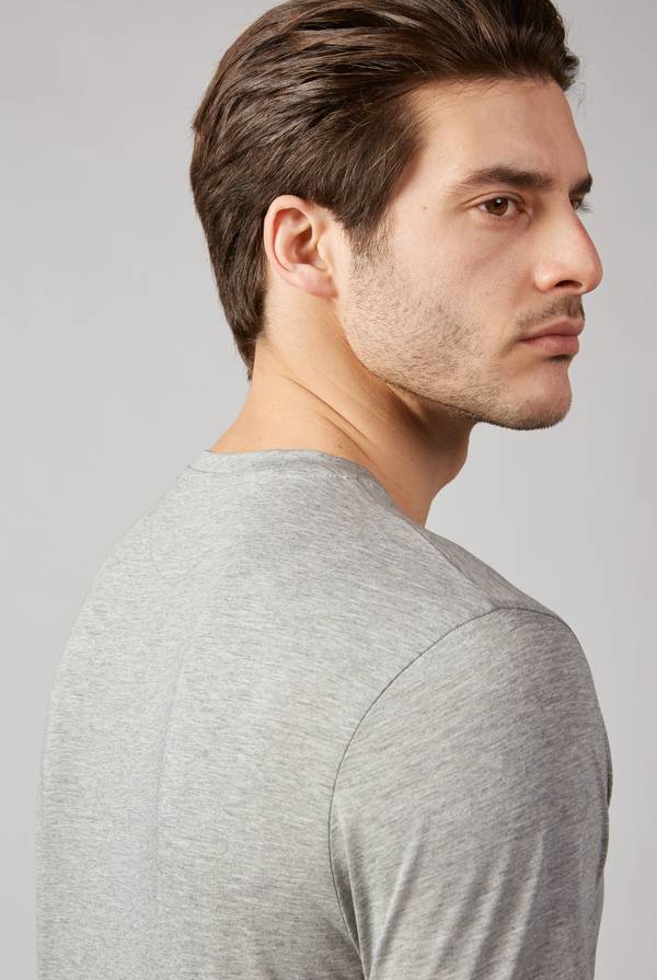 Pal Zileri T-shirt in jersey ultraleggera Offerta