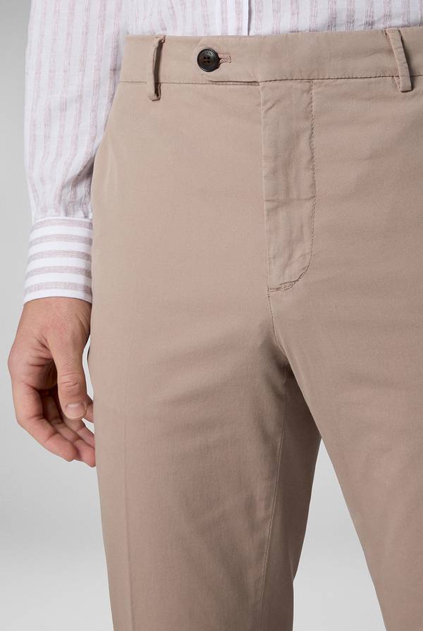 Pal Zileri Chino in cotone stretch Fornitura limitata