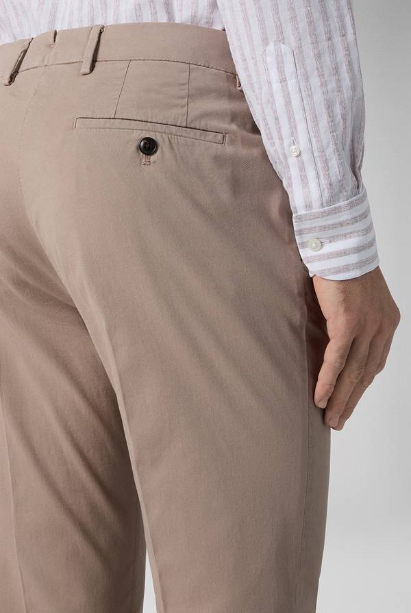 Pal Zileri Chino in cotone stretch Fornitura limitata