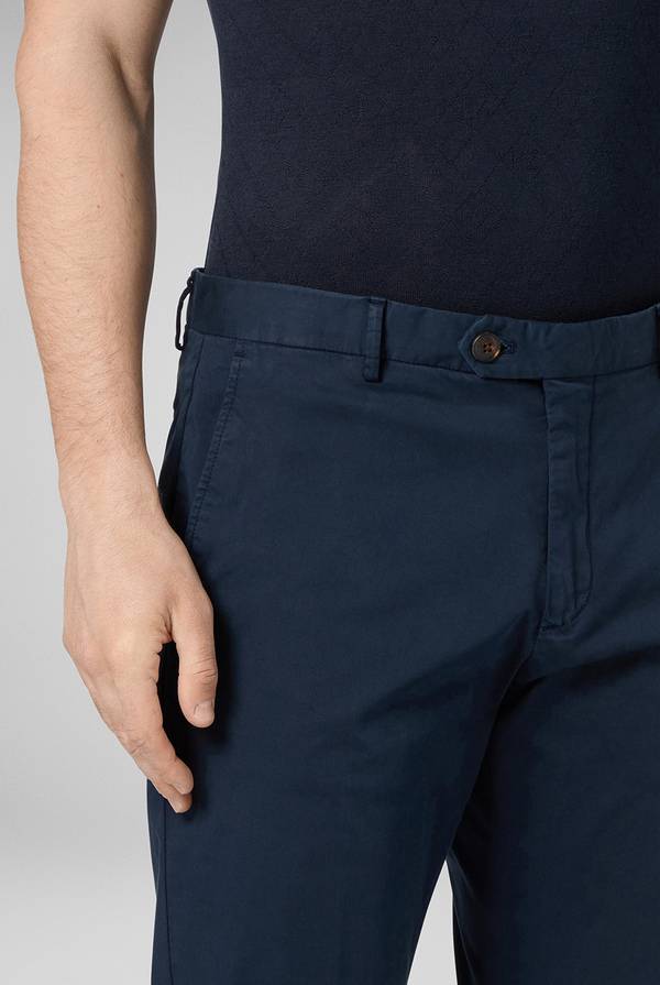 Pal Zileri Chino in cotone stretch tinto in capo 2025